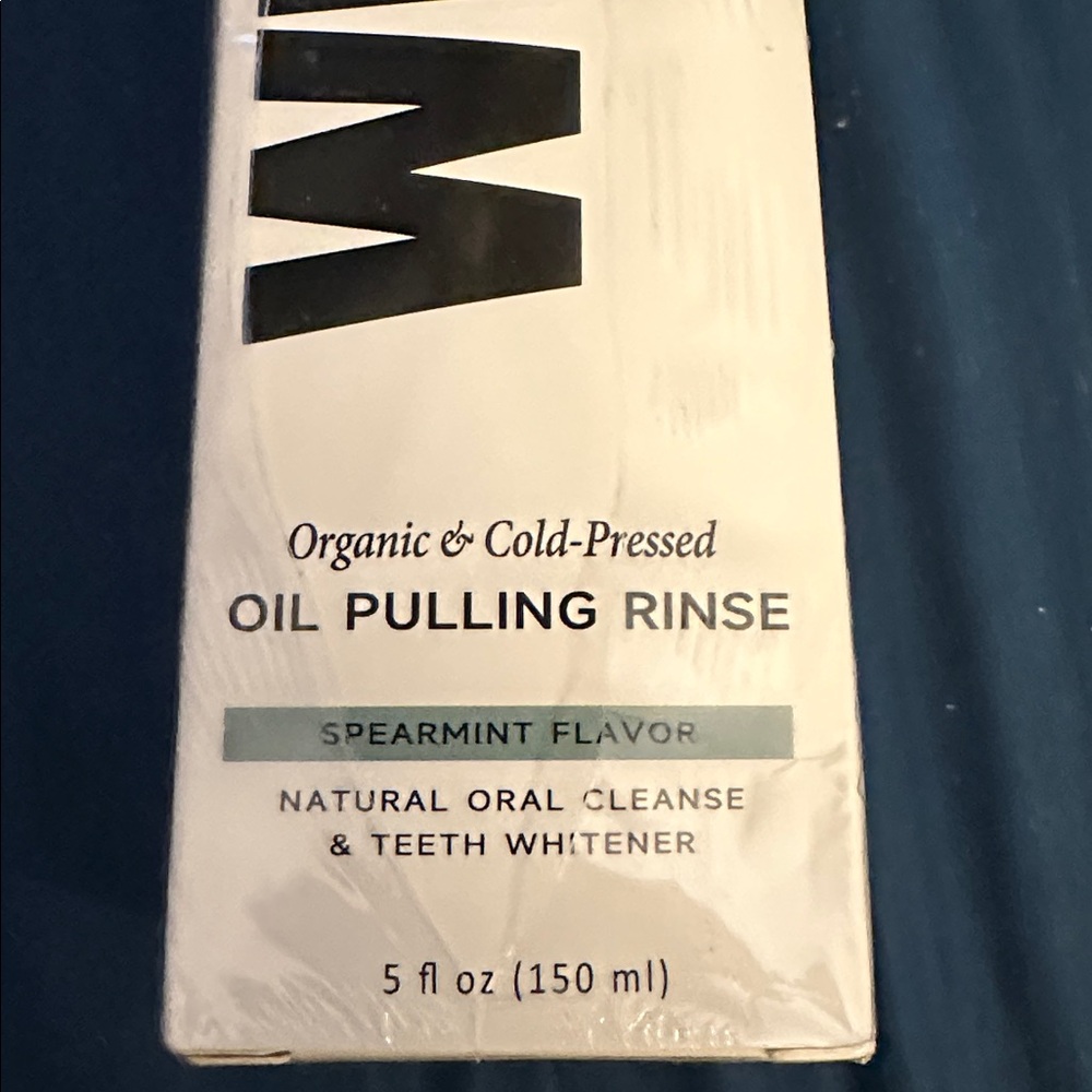 Spearmint Oil Pulling Rinse - Spearmint - Picture 2 of 2